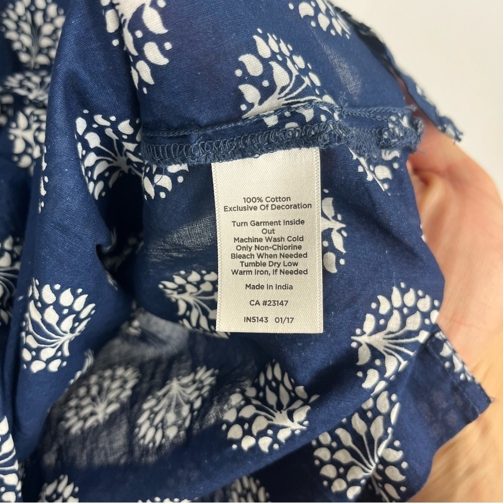 Talbots Size Small Blue Embroidered Cotton Blouse Top Q12 - Picture 4 of 6